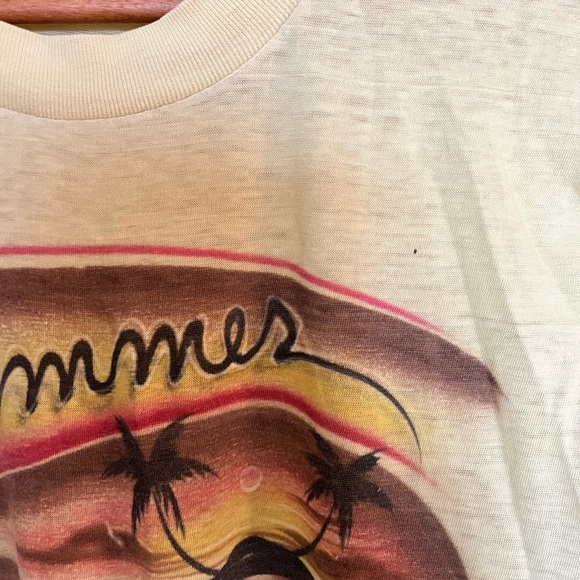 Vintage 80’s airbrushed summer tee - Picture 5 of 5